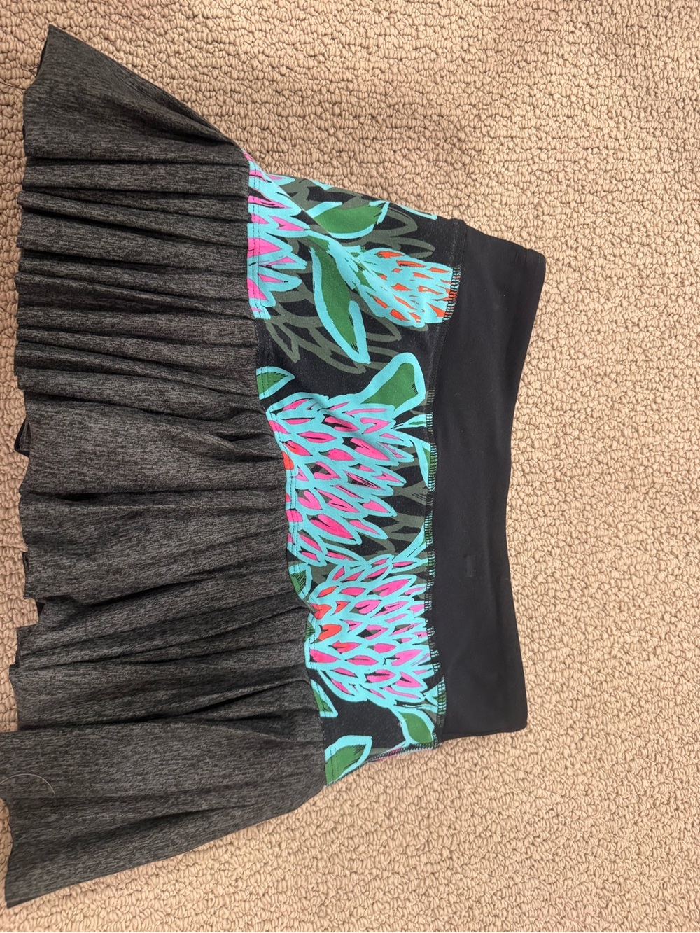Trina Turk Black Waistband with Charcoal Pleated Skirt Athletic Skort